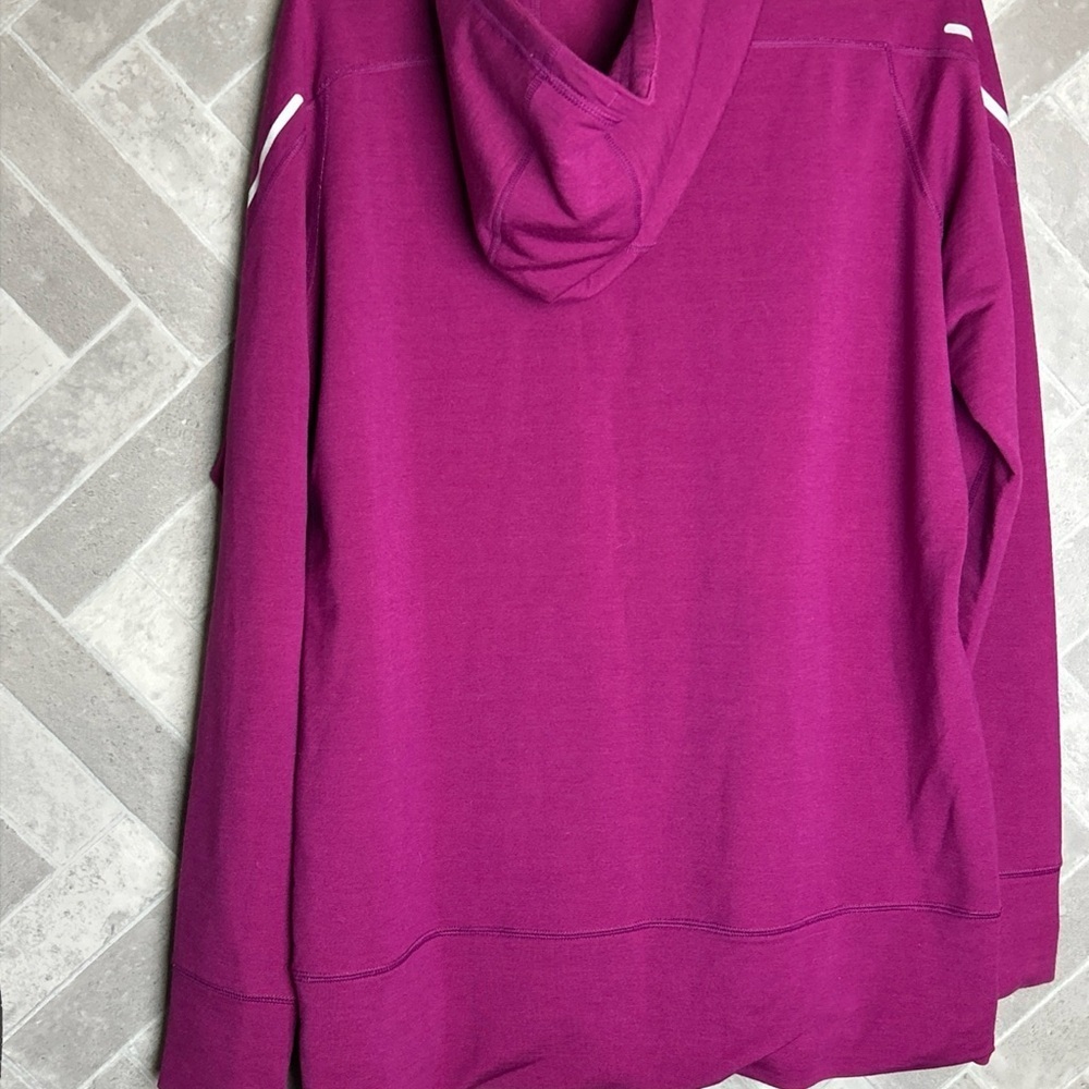 Nike woman’s Dri-Fit hooded sweater XL fuchsia - Picture 8 of 10